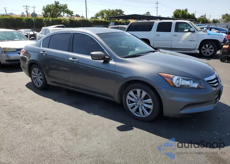 2011 Honda Accord Exl from USA, damaged, VIN 1HGCP2F83BA015656